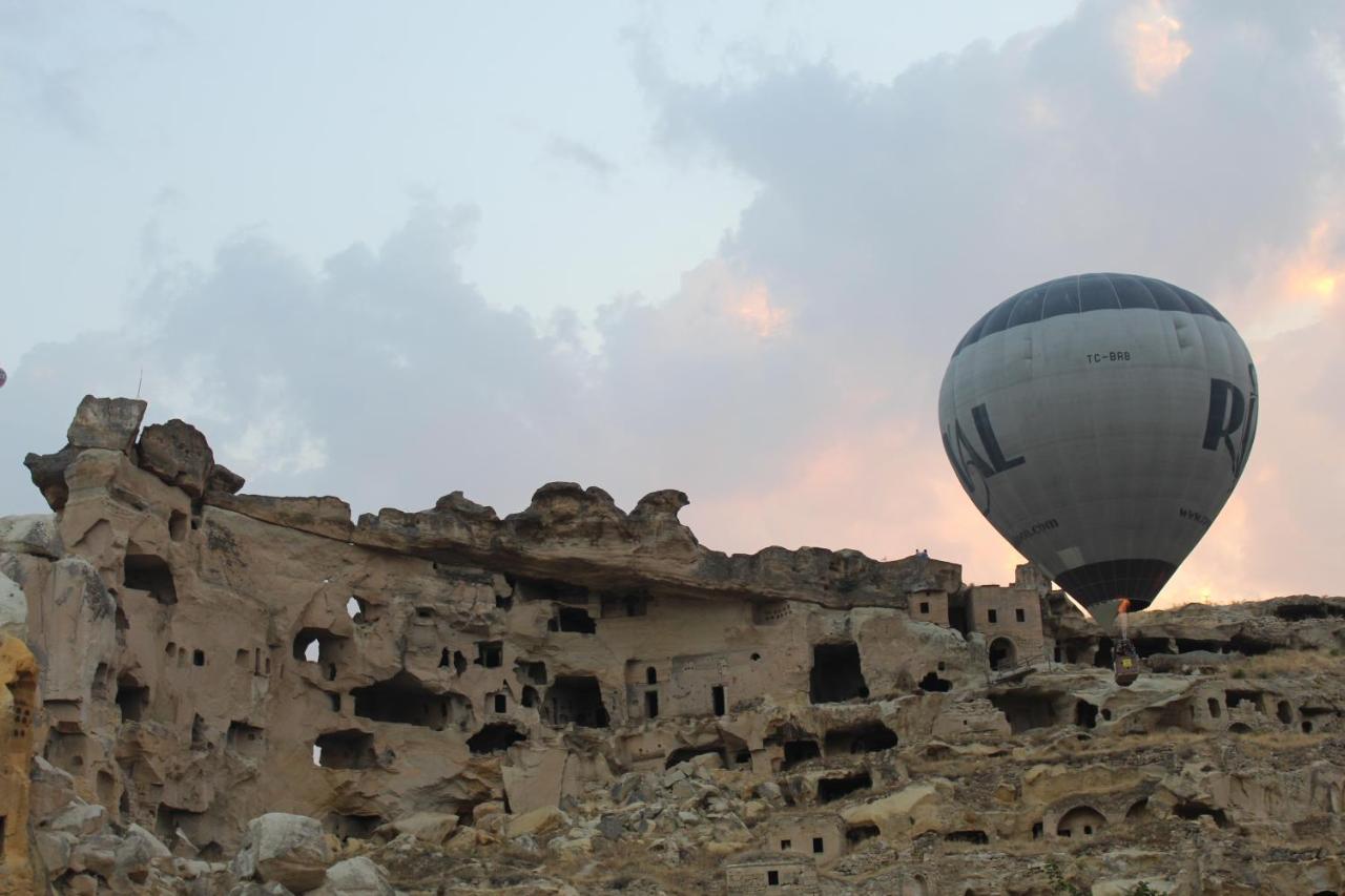 Cappadocia Fairy Tale Suites Cavusin Екстер'єр фото